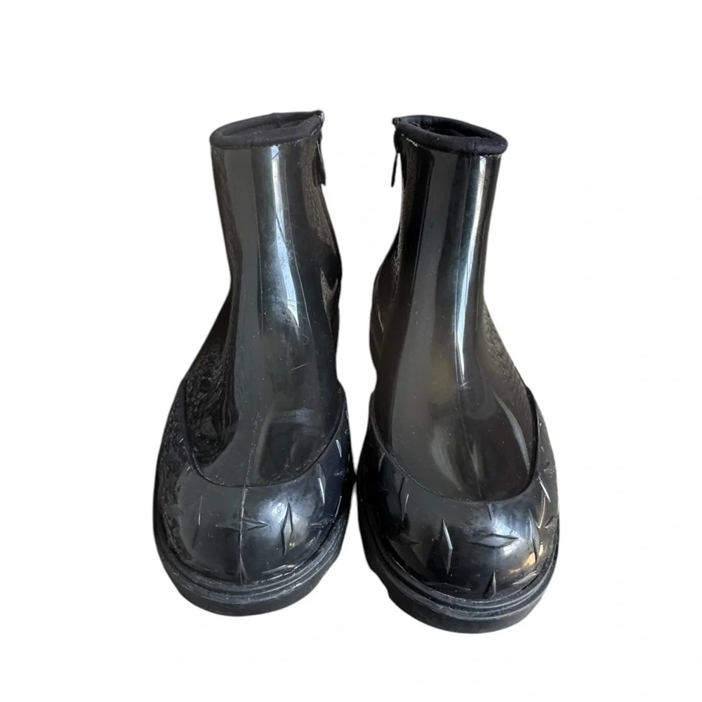 Melissa rubber Ankle zip up Boots size 6